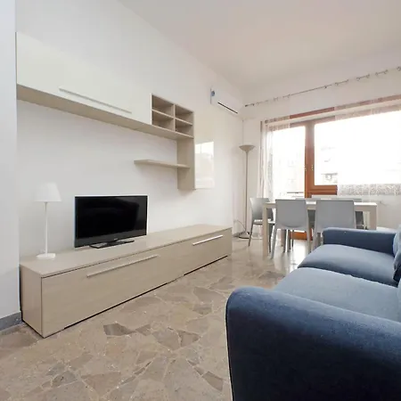 Cerreto Di Spoleto By Halldis דירה רומא