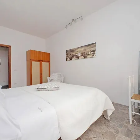 Cerreto Di Spoleto By Halldis דירה רומא