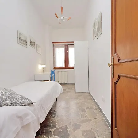 Cerreto Di Spoleto By Halldis רומא