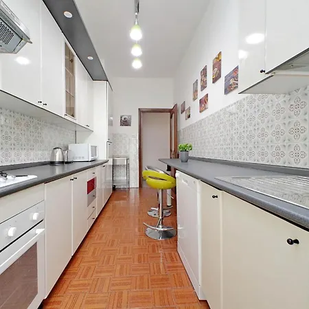 Cerreto Di Spoleto By Halldis *