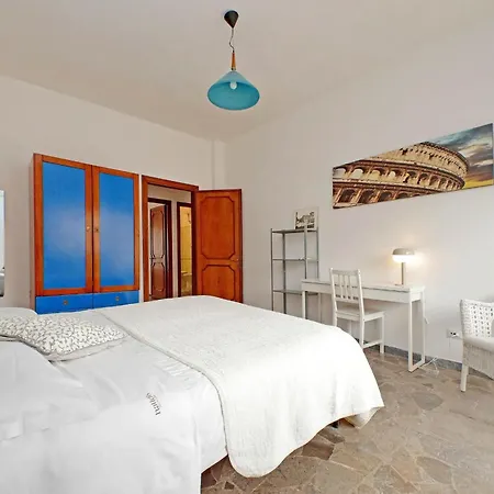 Cerreto Di Spoleto By Halldis